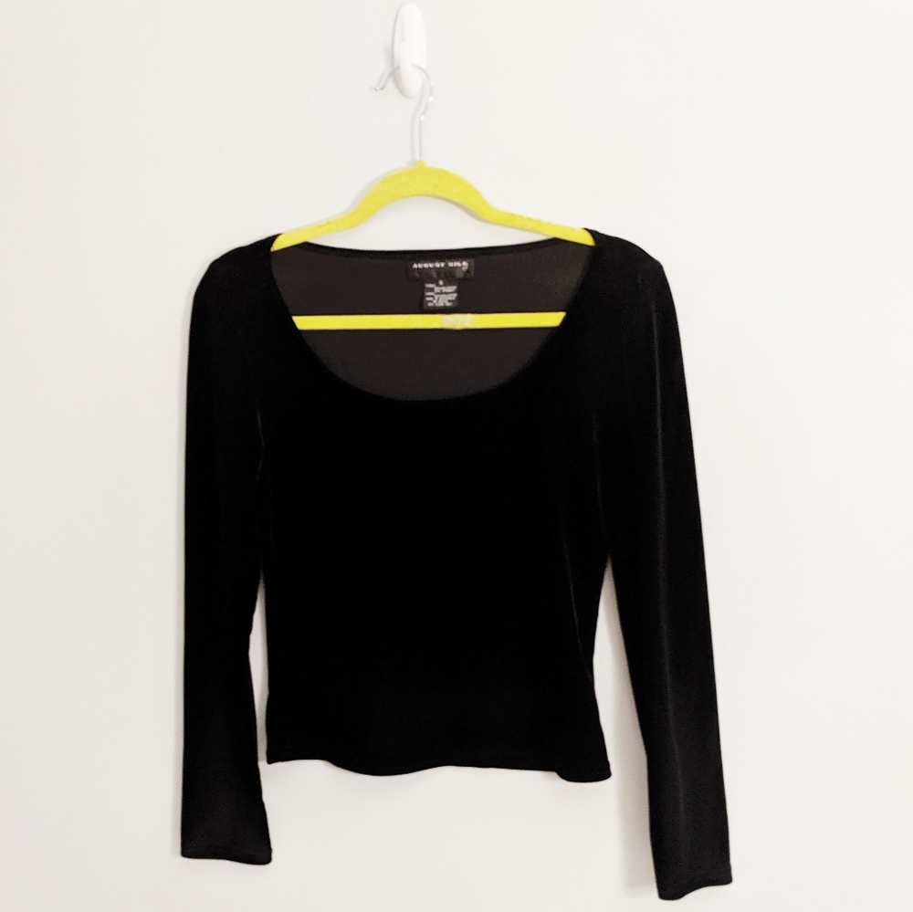 August Silk Velvet Black Scoop Neck Longsleeve Top